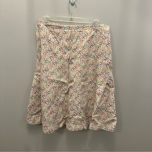 I.E. relaxed full skirt. Women’s 10.
